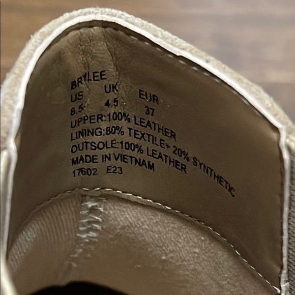NIB, Ralph Lauren BRYLEE Tan Suede Chelsea Boots